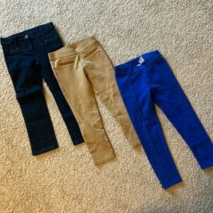 Lot of 3 pants for little girls